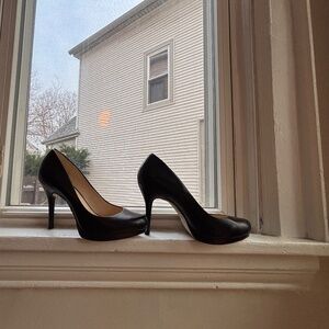 Like New Nine West NW-Kristal Platform heels